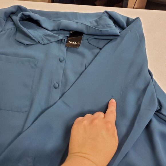Torrid Womens Madison Button Up Top Size 2X Blue Old Money Demure Office NWT - Picture 11 of 14